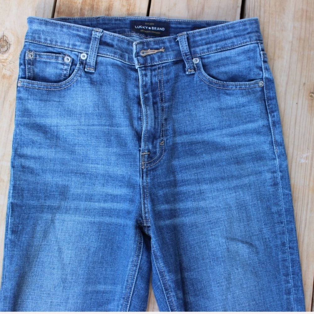 Lucky Brand Ribcage Jeans 27/28